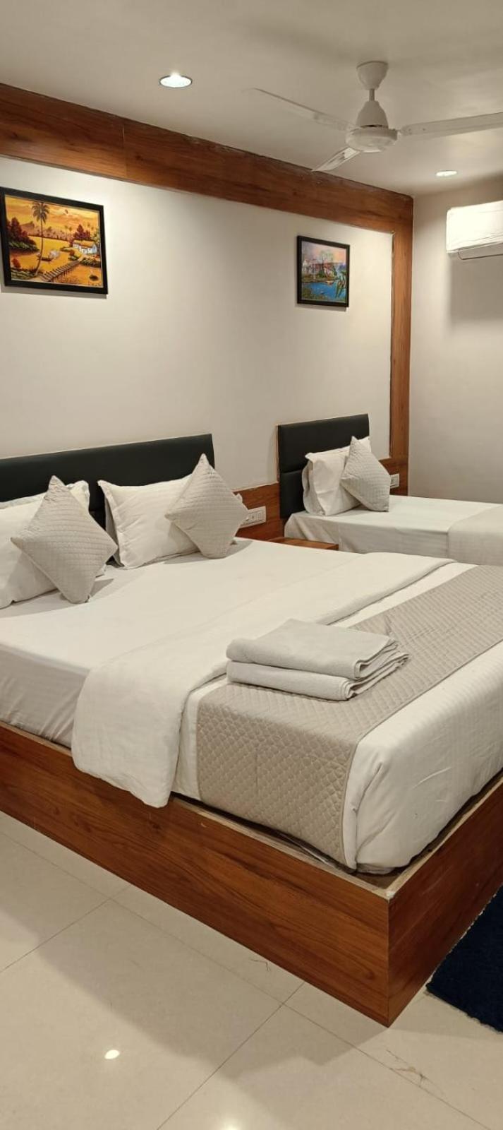 Hotel Royal Relax Gandhinagar Exterior foto